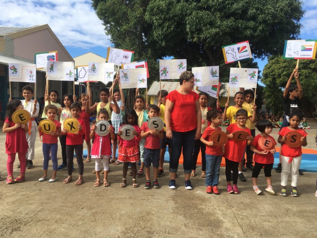 JIOI 2019 la Flamme à l’École Notre Dame de la Paix le 2 juillet