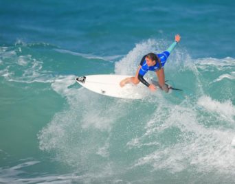 Objectif Tokyo 2020 pour une surfeuse de plus
